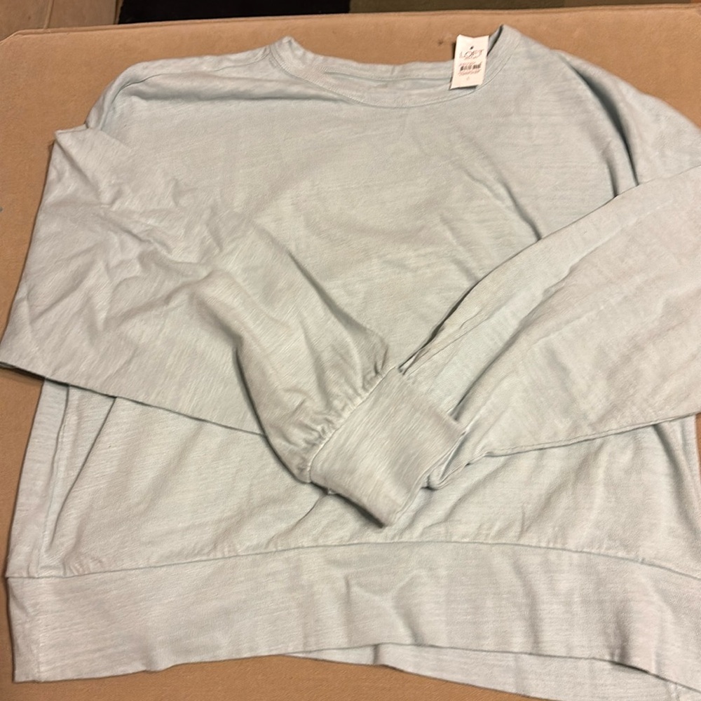 Women’s sweatshirt